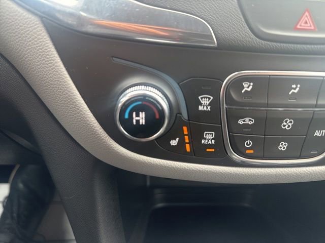 Used 2021 Chevrolet Equinox LT w/ Driver Convenience Package image 23