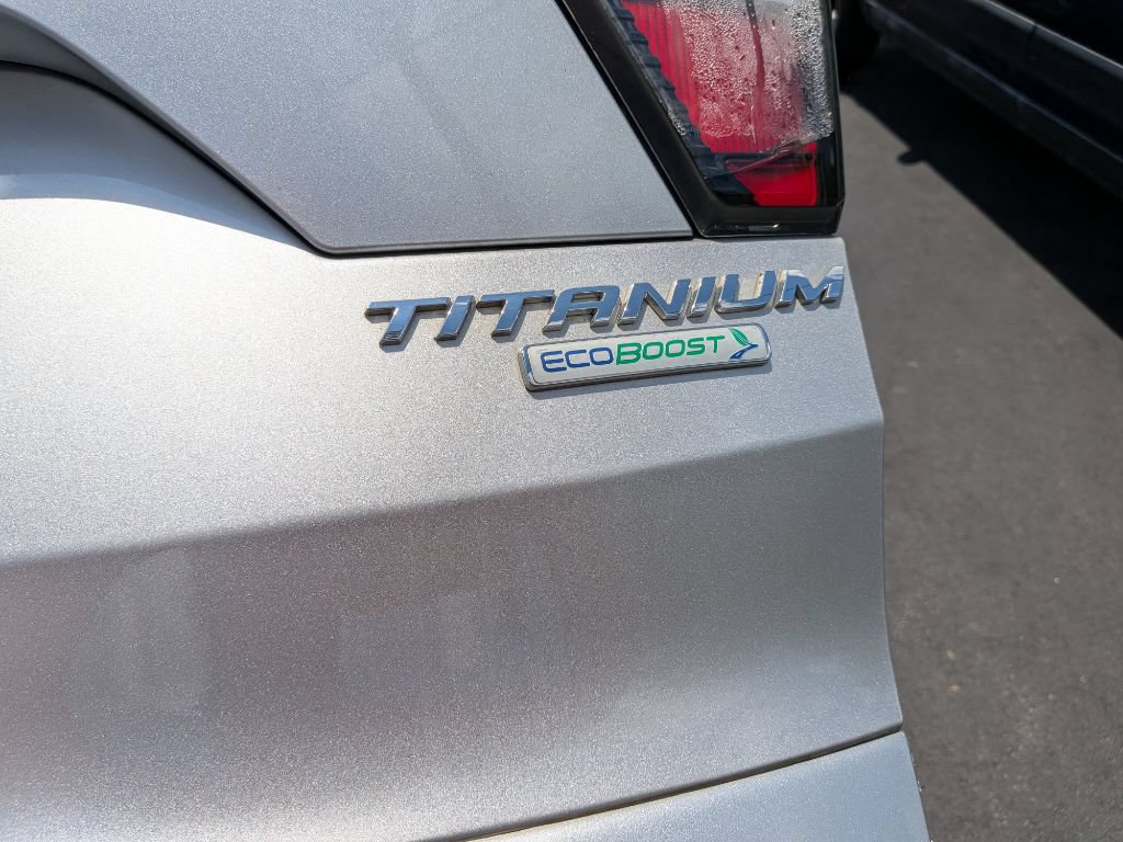 Used 2017 Ford Escape Titanium FWD image 12