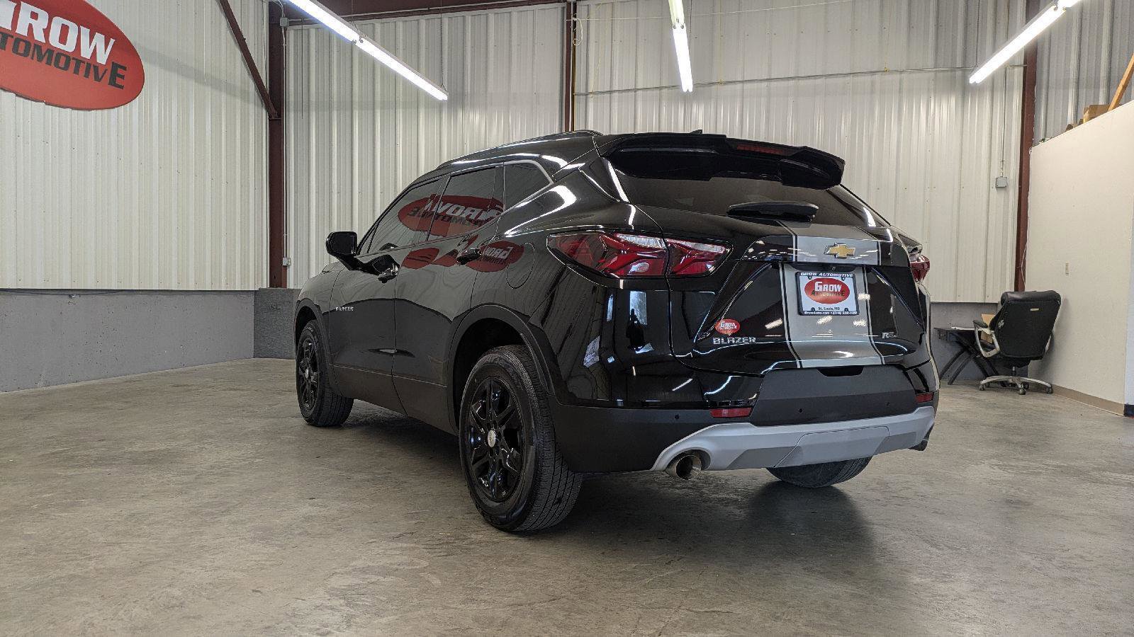 Used 2022 Chevrolet Blazer LT FWD image 11