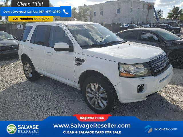 Used 2014 Land Rover LR2 HSE image 5