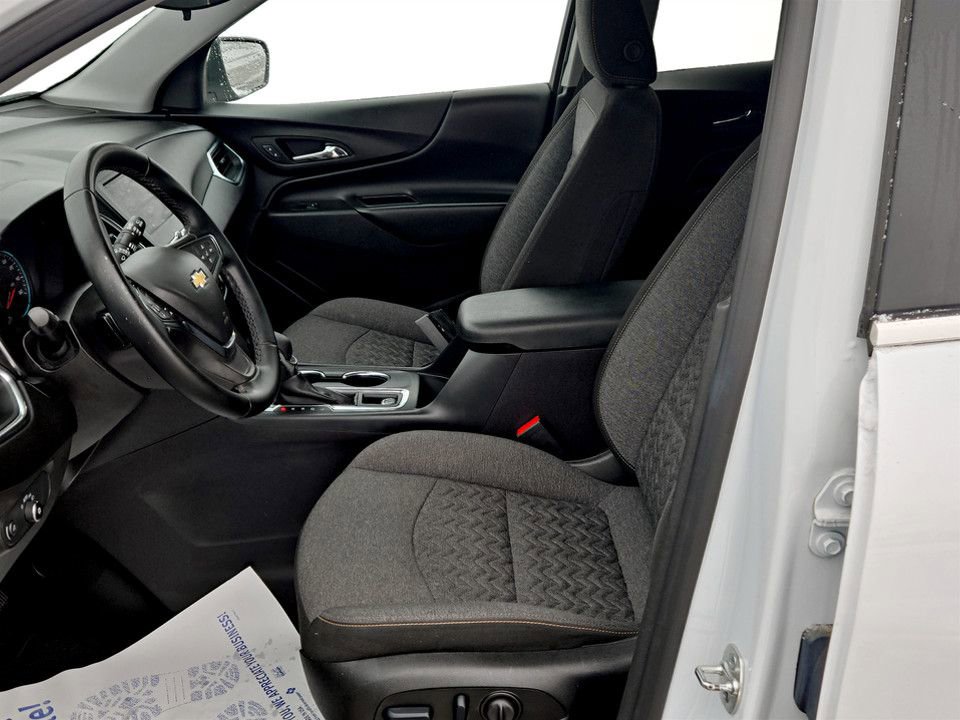 Used 2024 Chevrolet Equinox LT image 30