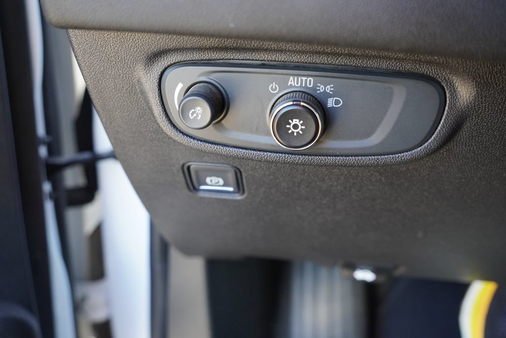 Certified 2023 GMC Terrain SLE FWD image 22