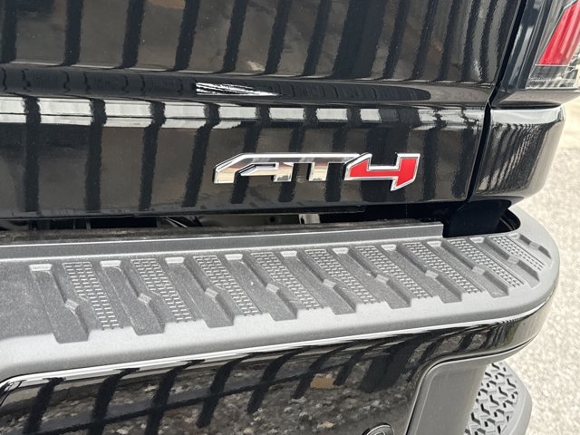 New 2026 GMC Sierra 2500 AT4 w/ AT4 Premium Plus Package AWD/4WD image 8