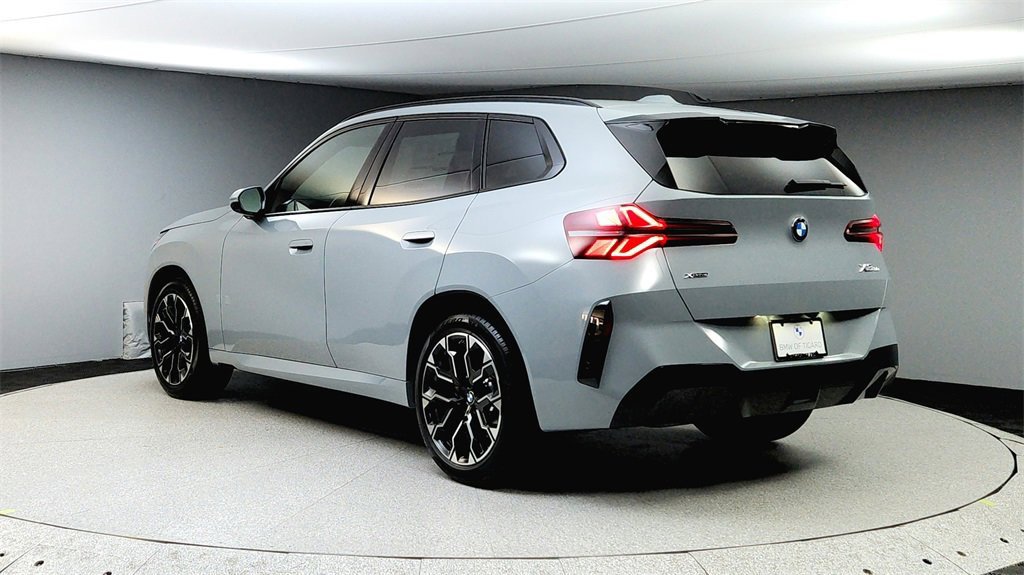 Used 2025 BMW X3 xDrive30i w/ Premium Package image 5