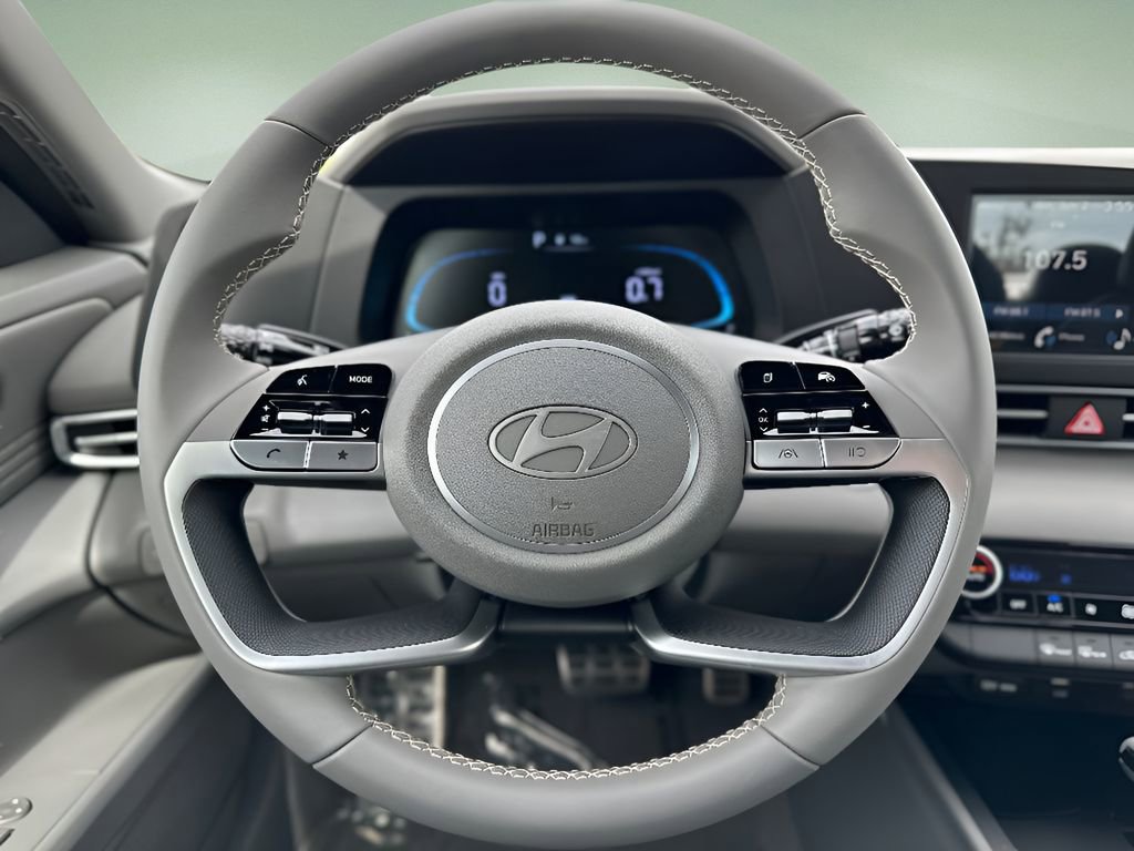New 2025 Hyundai Elantra Sport image 10