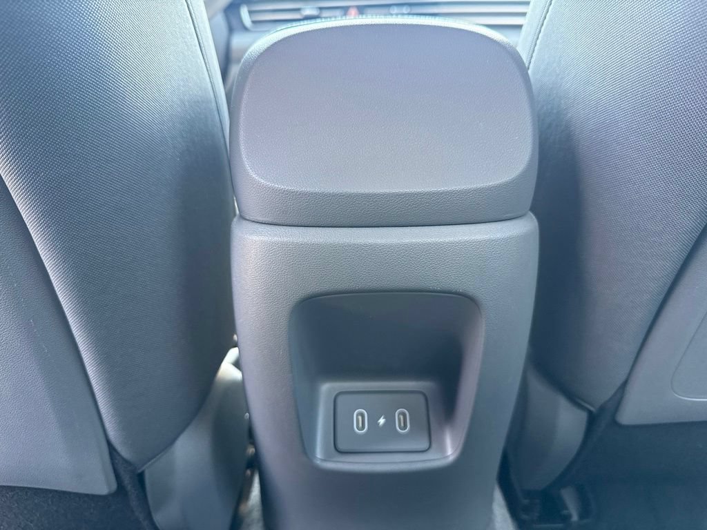 Used 2025 Hyundai Elantra SEL FWD image 19