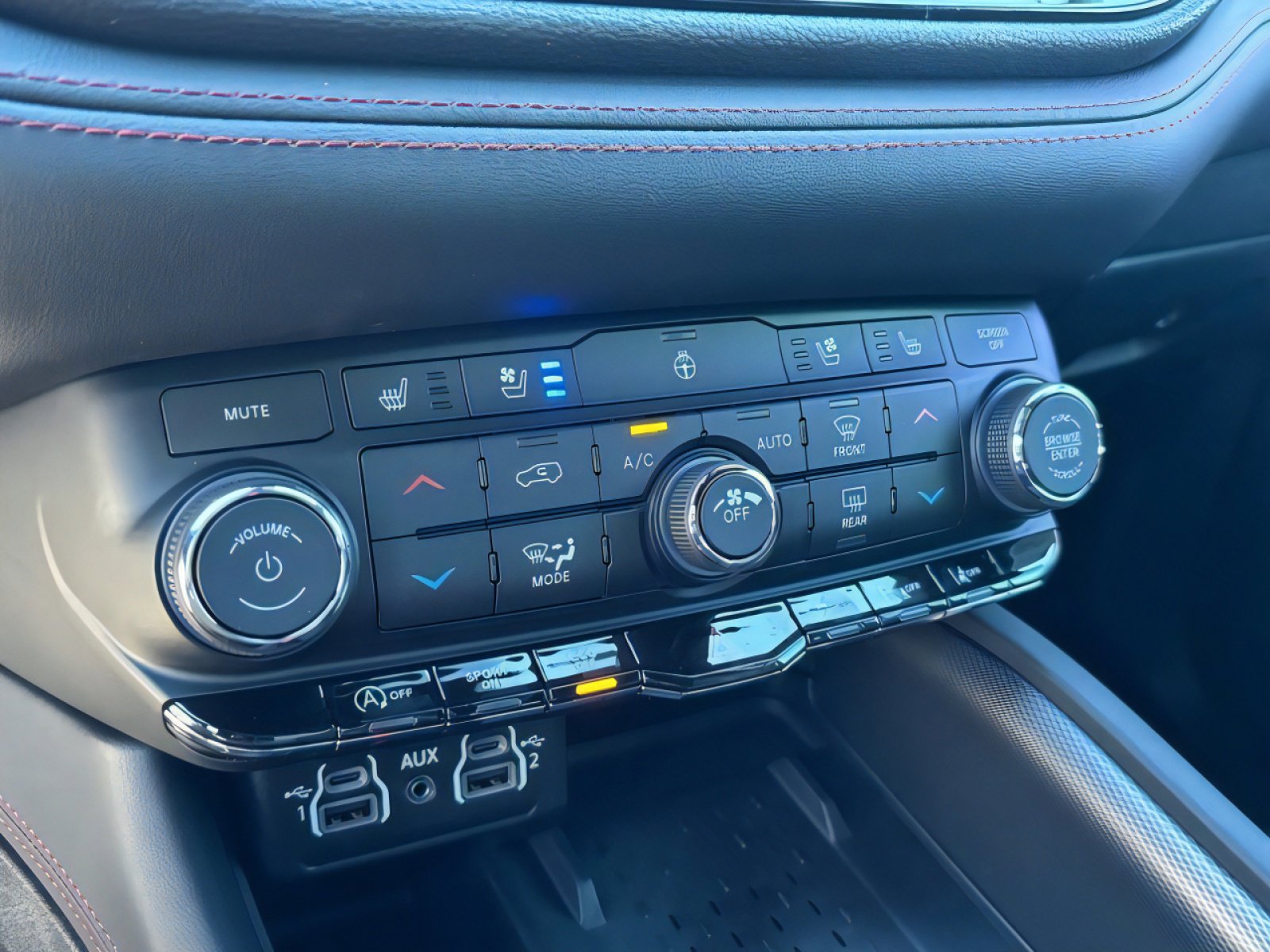 New 2026 Dodge Durango GT image 8
