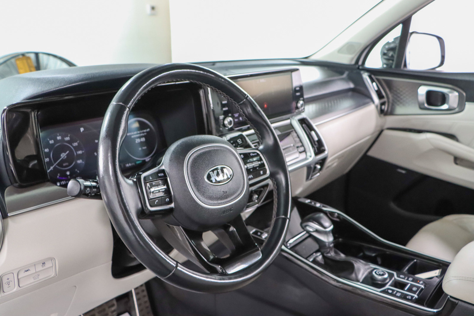 Used 2021 Kia Sorento SX image 24