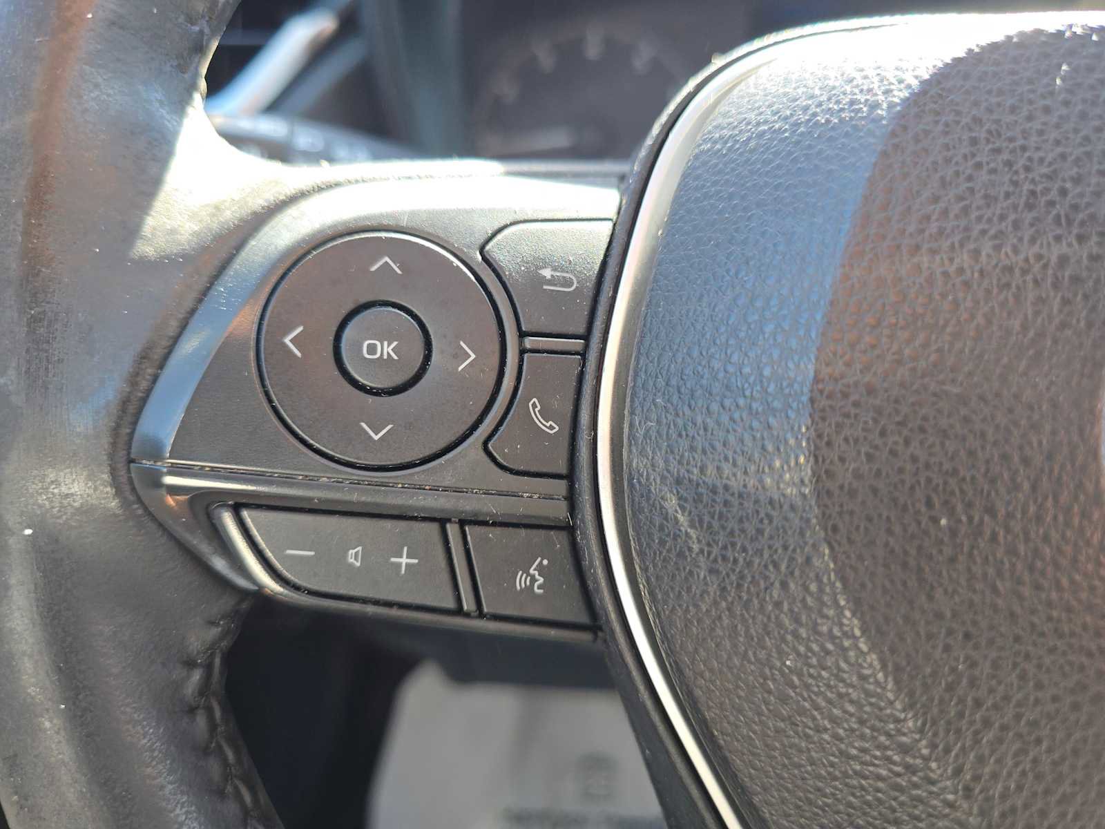 Used 2023 Toyota Corolla Cross LE image 31