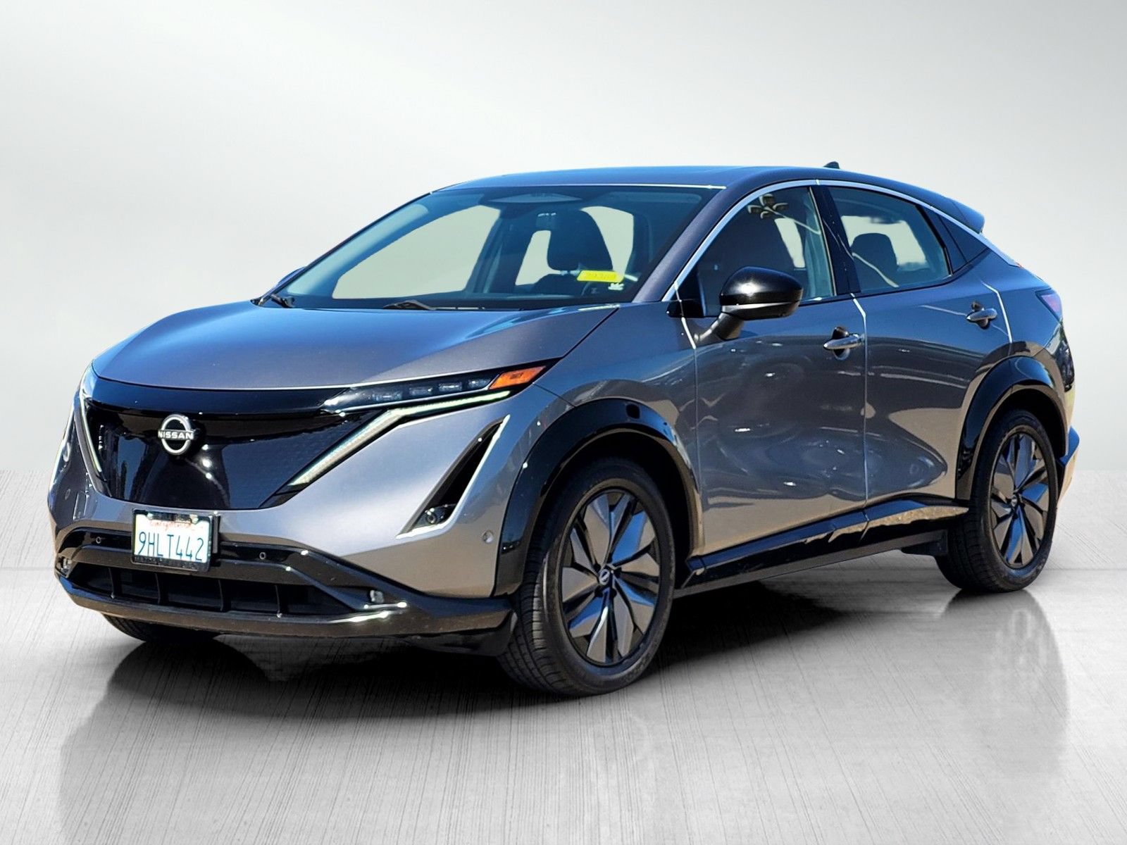 Used 2023 Nissan Ariya FWD image 11
