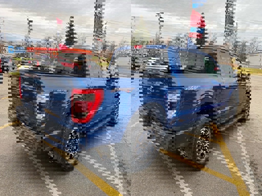 Used 2022 Ford F150 Lariat w/ Equipment Group 502A High image 5