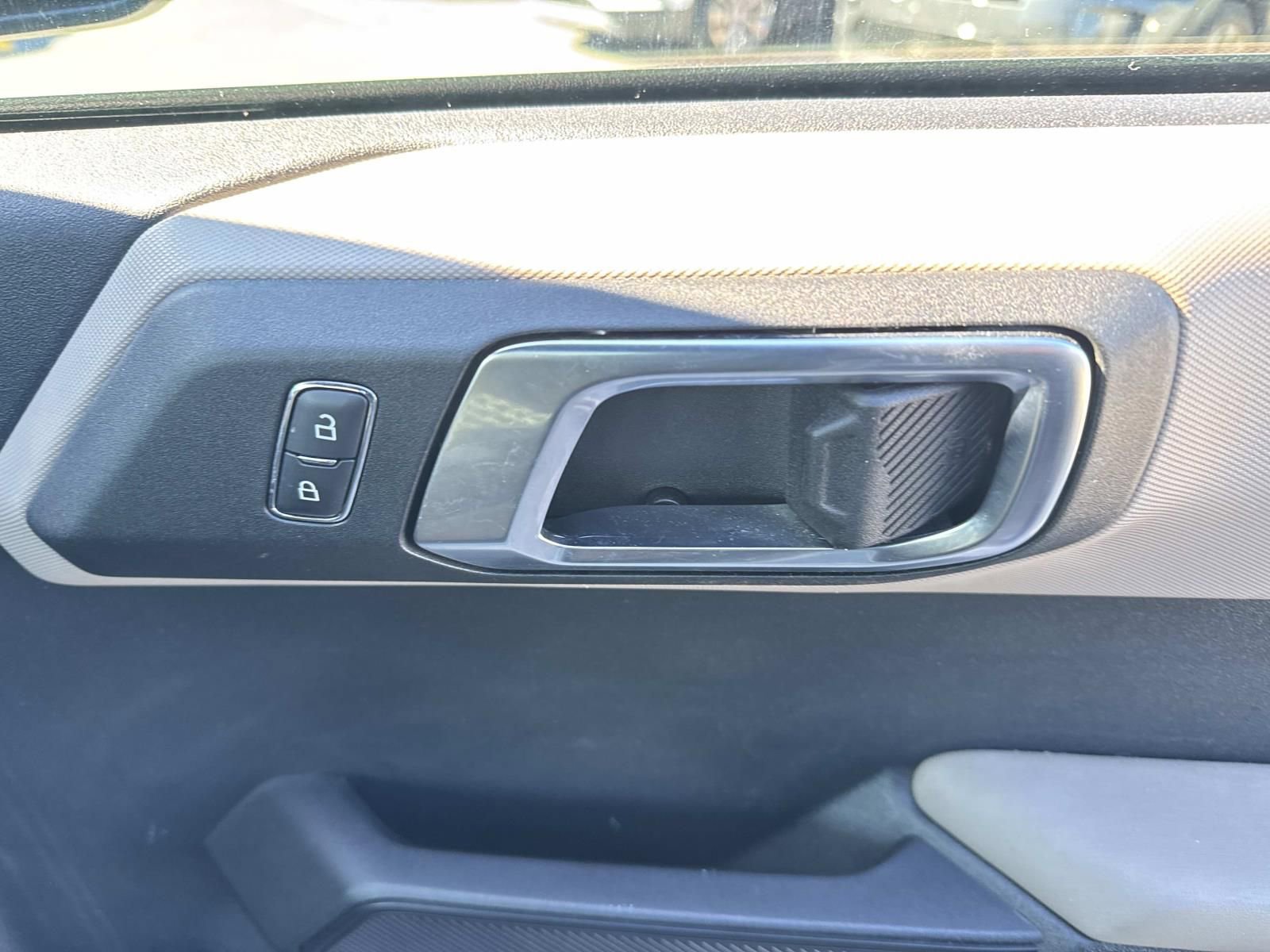 Used 2022 Ford Bronco Big Bend image 14