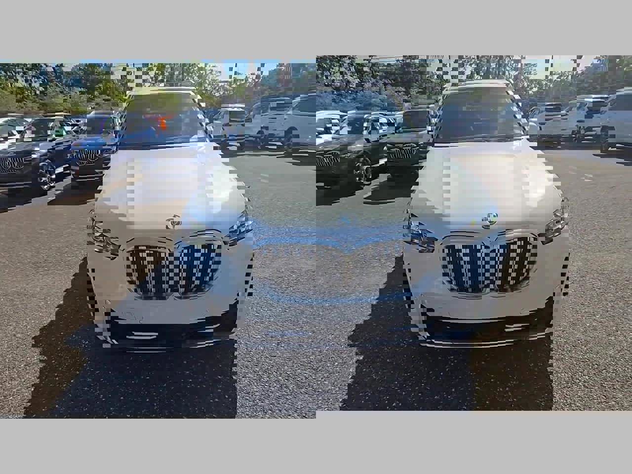 Certified 2025 BMW X5 xDrive50e w/ Premium Package image 16