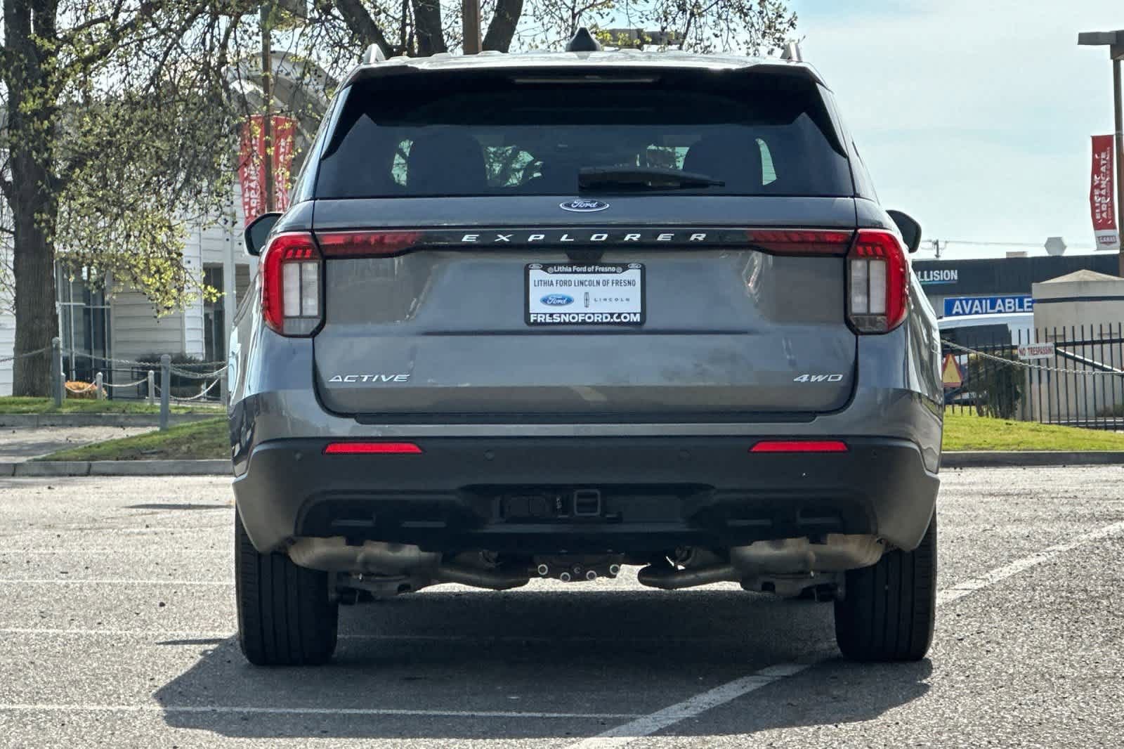 Certified 2025 Ford Explorer Active image 8