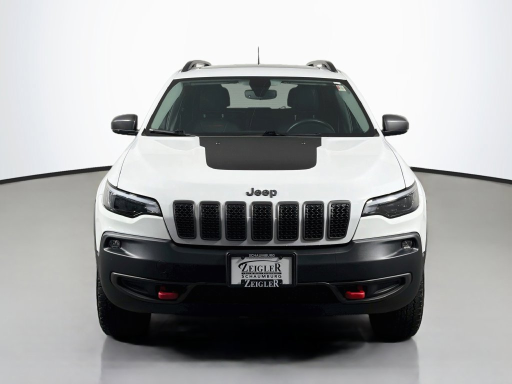 Used 2019 Jeep Cherokee Trailhawk AWD/4WD image 2