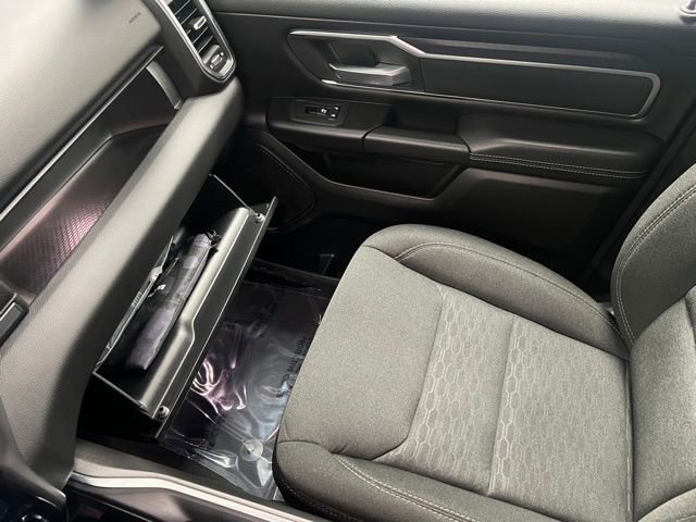 Used 2025 RAM 1500 Big Horn image 38