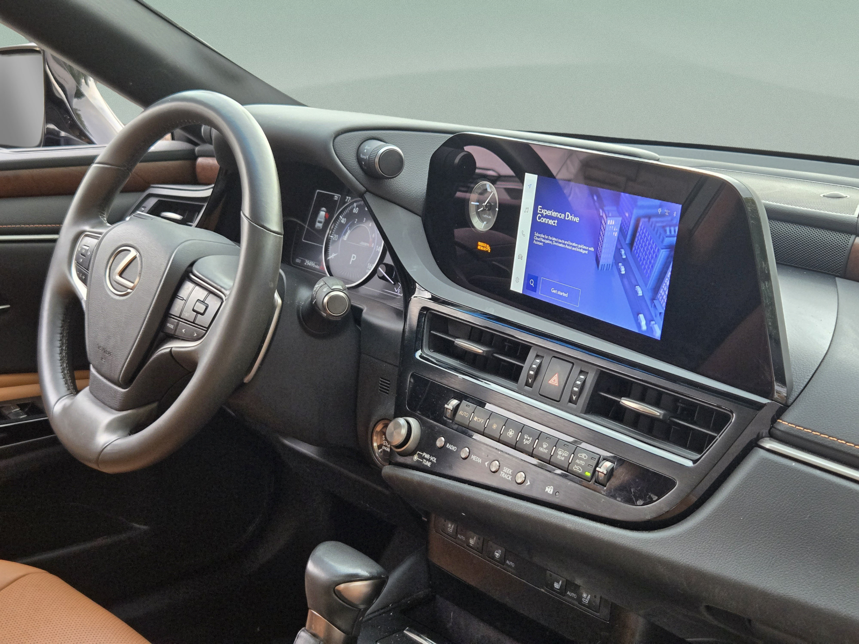Certified 2024 Lexus ES 350 w/ Premium Package FWD image 29