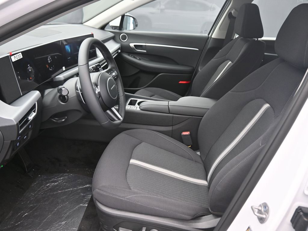 Certified 2026 Hyundai Sonata SEL FWD image 10