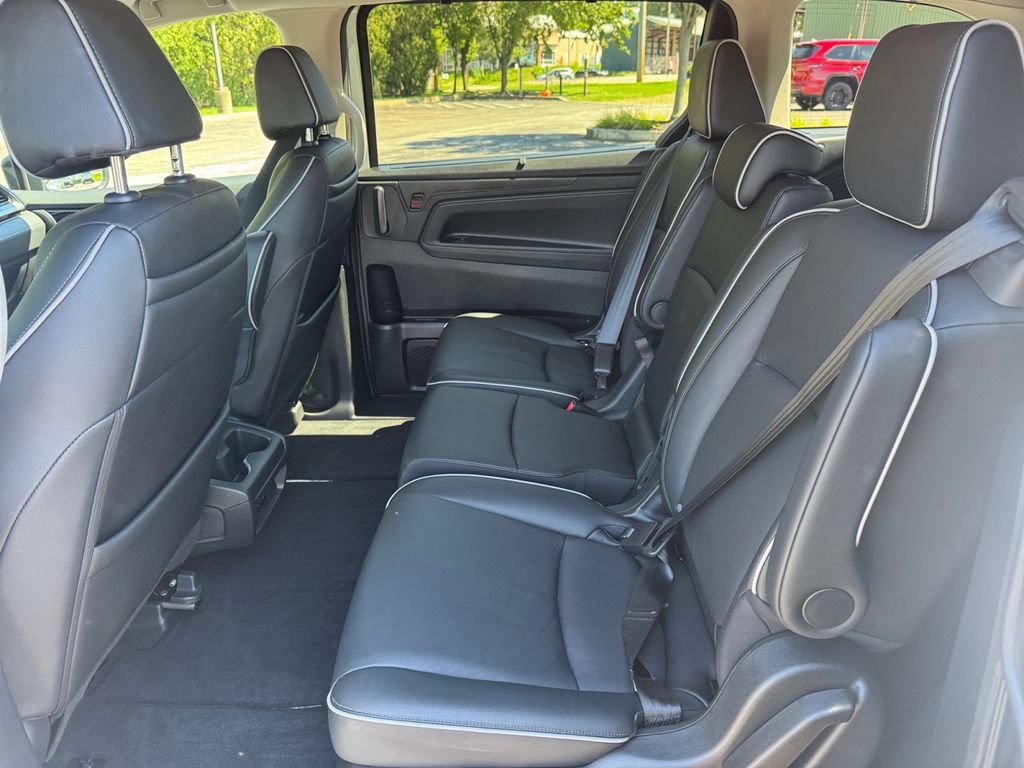 Used 2025 Honda Odyssey Touring image 19
