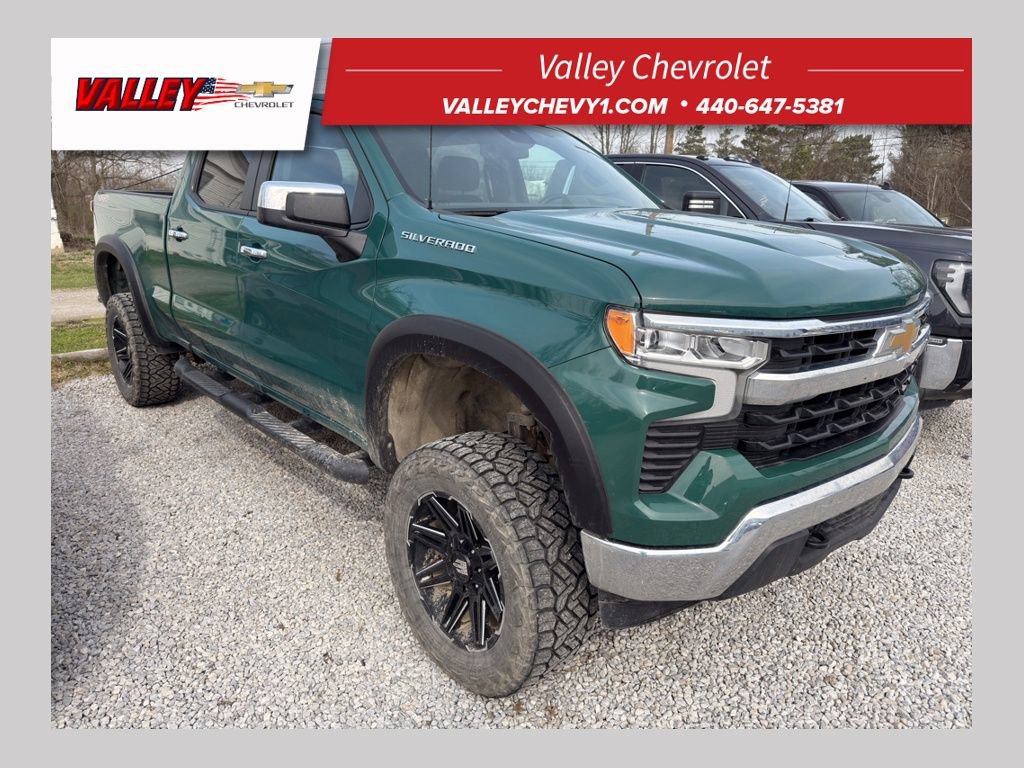 Used 2024 Chevrolet Silverado 1500 LT image 1