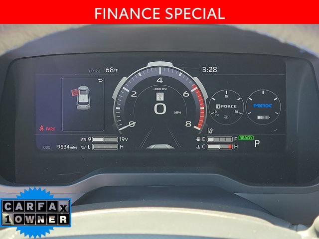 Used 2025 Toyota Sequoia Platinum AWD/4WD image 32