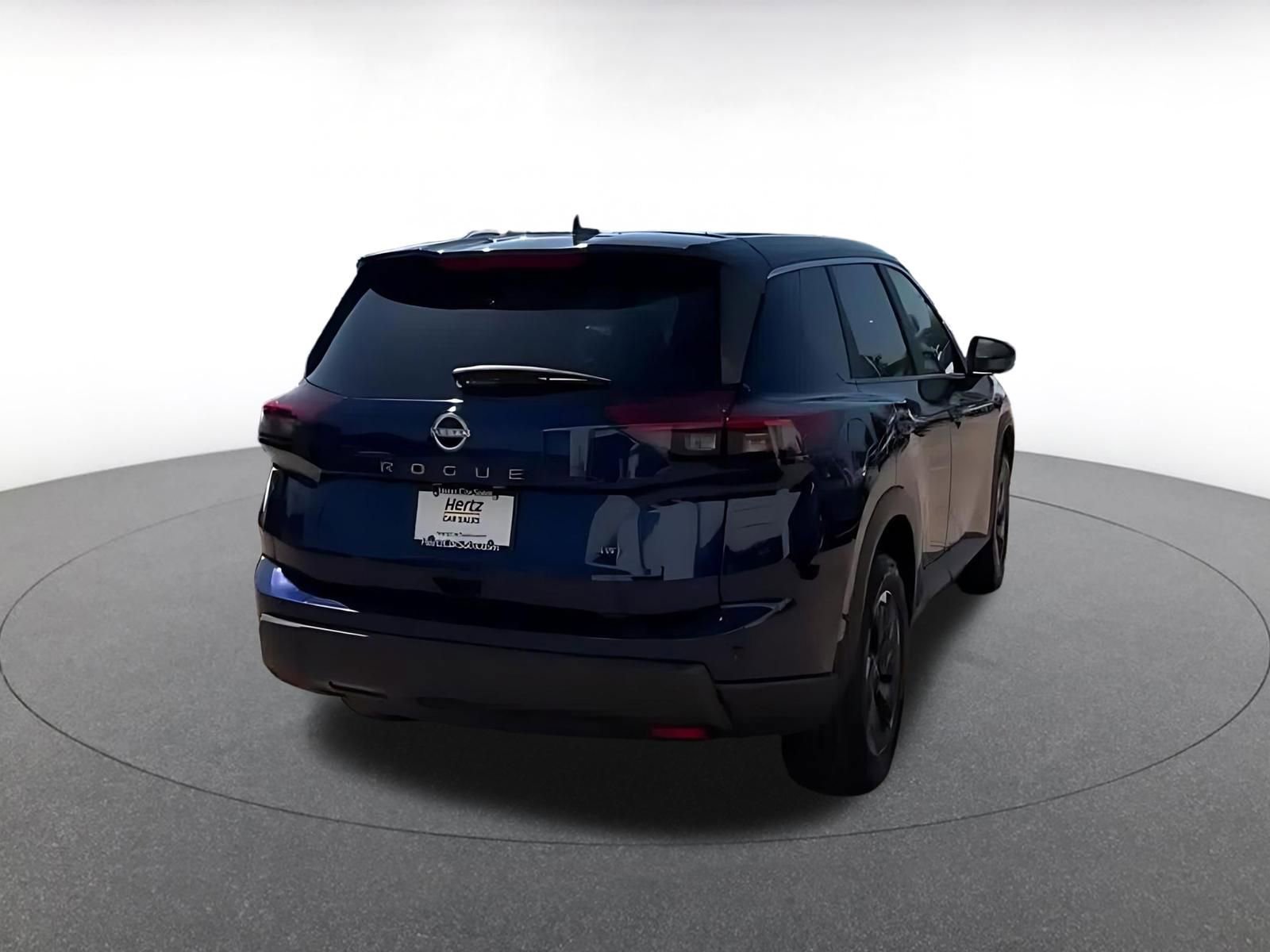 Used 2025 Nissan Rogue SV AWD/4WD image 15