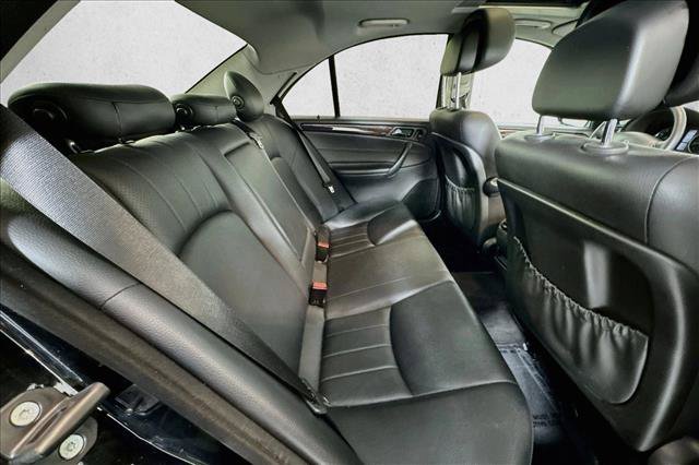 Used 2006 Mercedes-Benz C 350 Sedan image 24