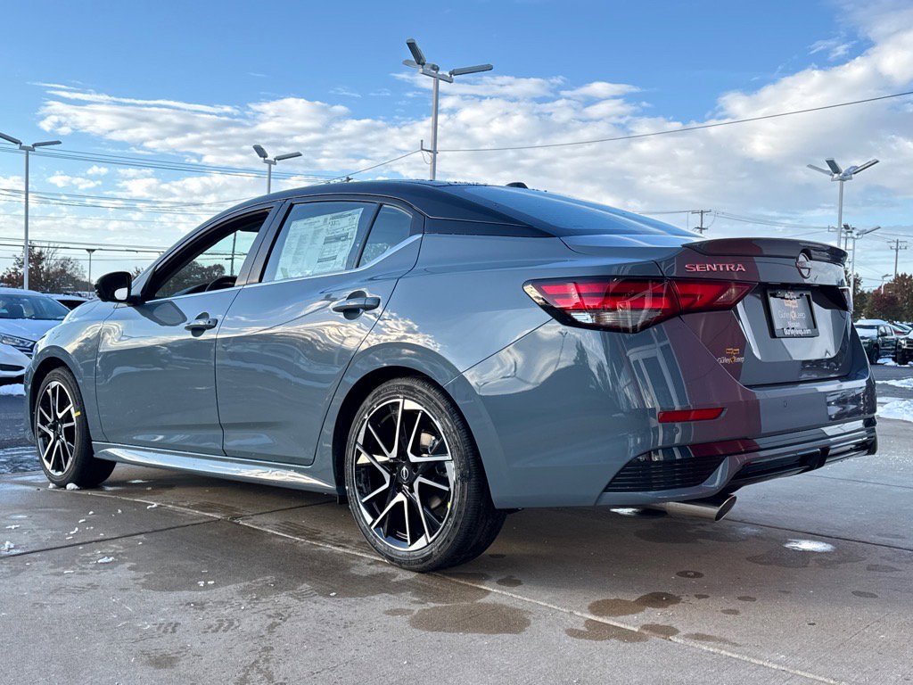 New 2025 Nissan Sentra SR w/ SR Premium Package image 8