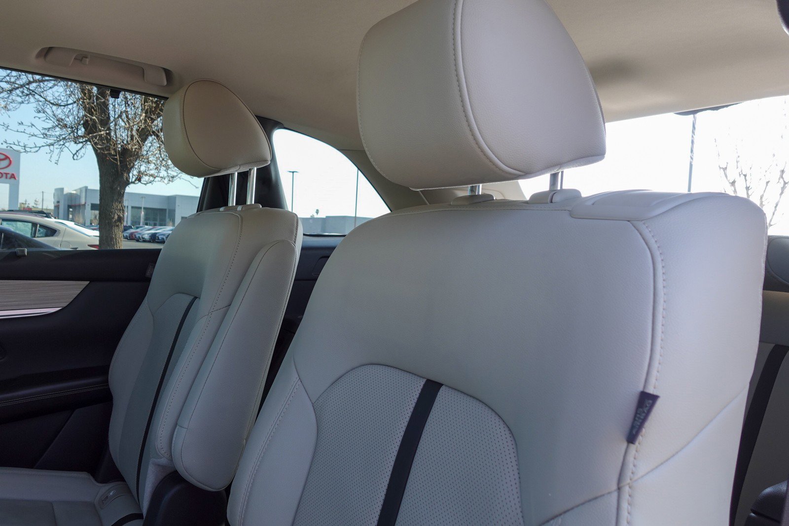 Certified 2024 MAZDA CX-90 Plug-In Hybrid w/ Preferred image 22