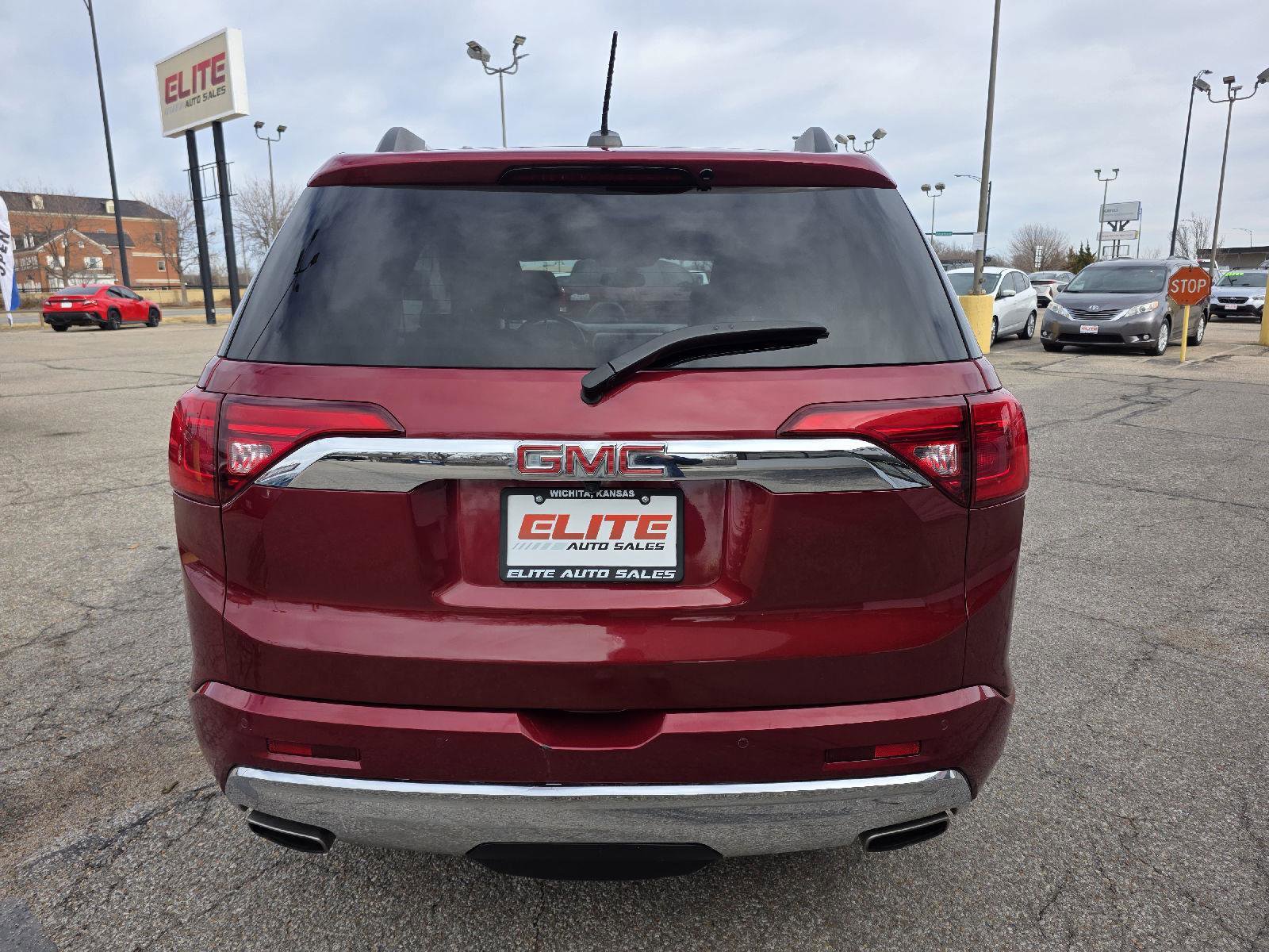 Used 2019 GMC Acadia Denali w/ Technology Package image 6