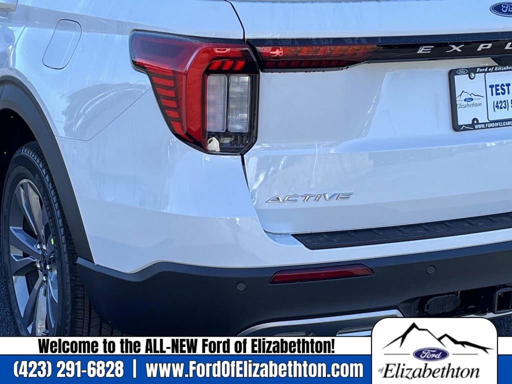 New 2026 Ford Explorer Active image 5
