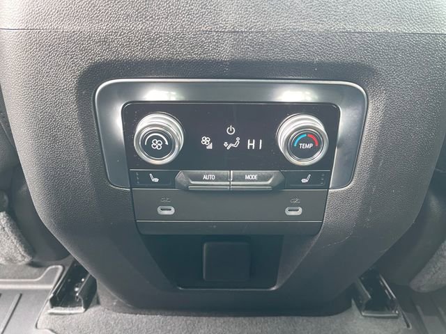 Used 2024 Chevrolet Suburban Z71 w/ Z71 Off-Road Package image 25