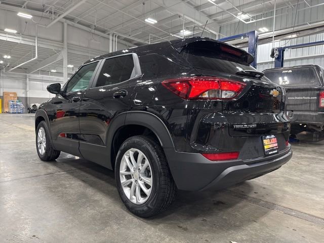 Used 2024 Chevrolet TrailBlazer LS w/ LS Convenience Package image 5