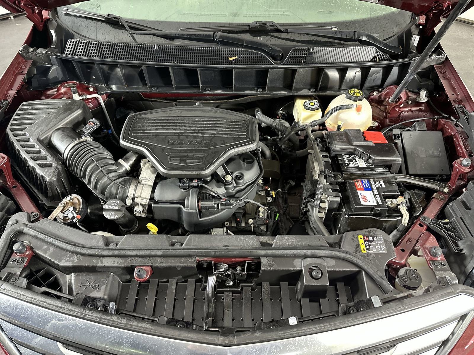 Used 2018 Cadillac XT5 Luxury w/ Driver Awareness Package image 32