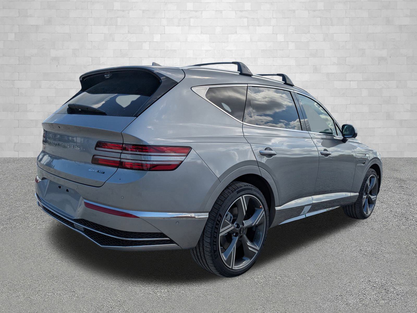 Used 2025 Genesis GV80 3.5T Prestige AWD/4WD image 2