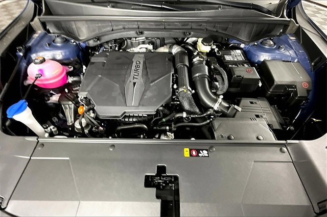 Certified 2025 Kia Sorento EX w/ Panoramic Sunroof Package image 12