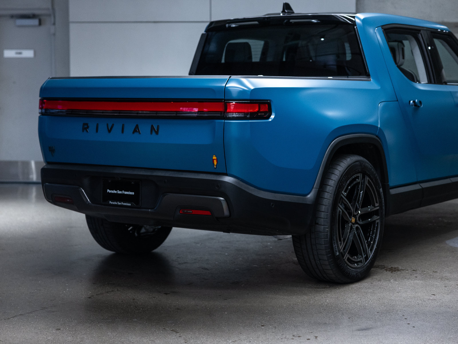 Used 2026 Rivian R1T Premium Quad AWD/4WD image 21