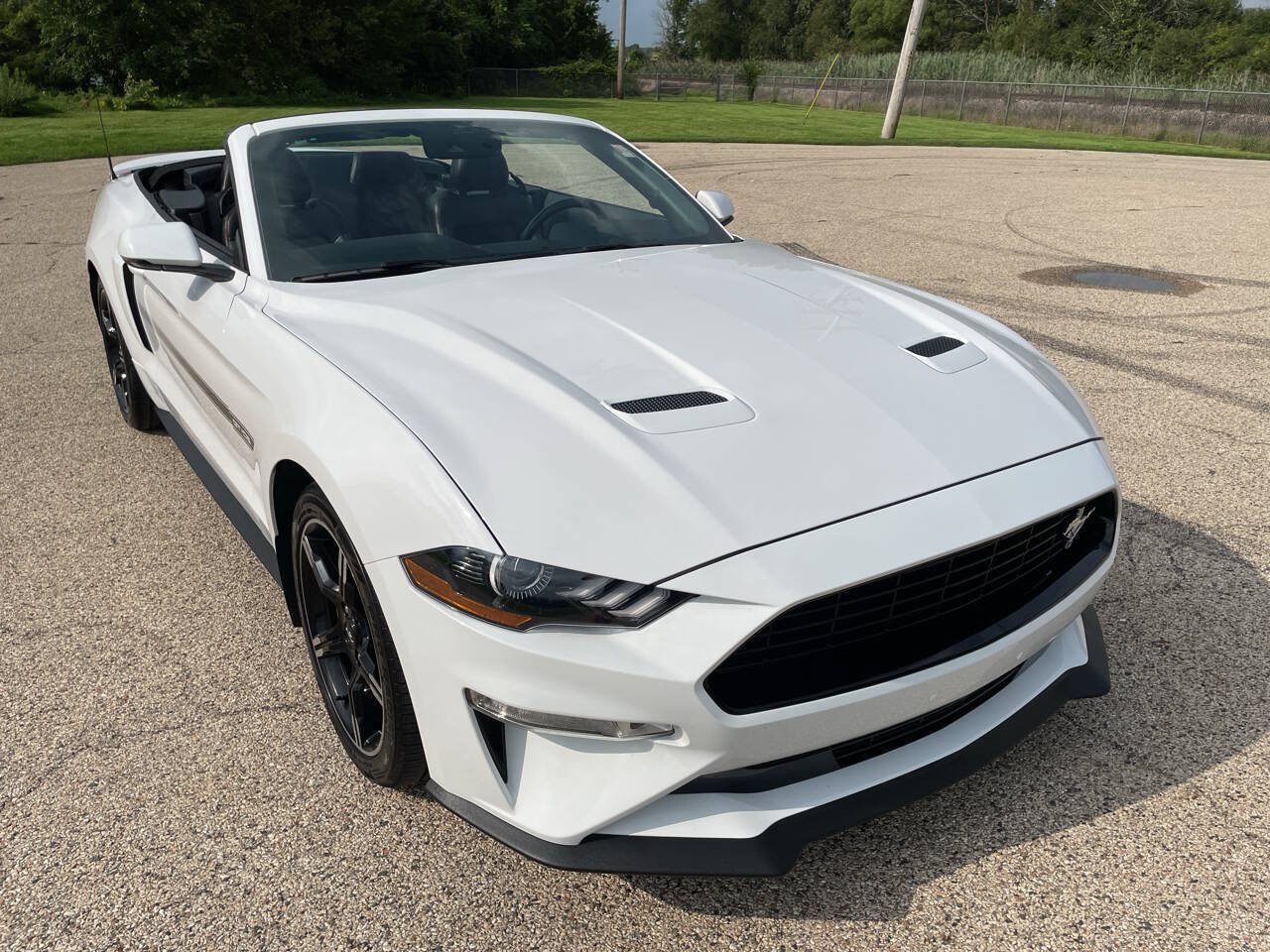 Used 2021 Ford Mustang GT Premium w/ California Special Package RWD image 90