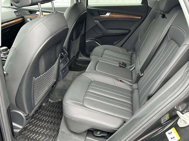 Used 2023 Audi Q5 2.0T Premium w/ Convenience Package image 15