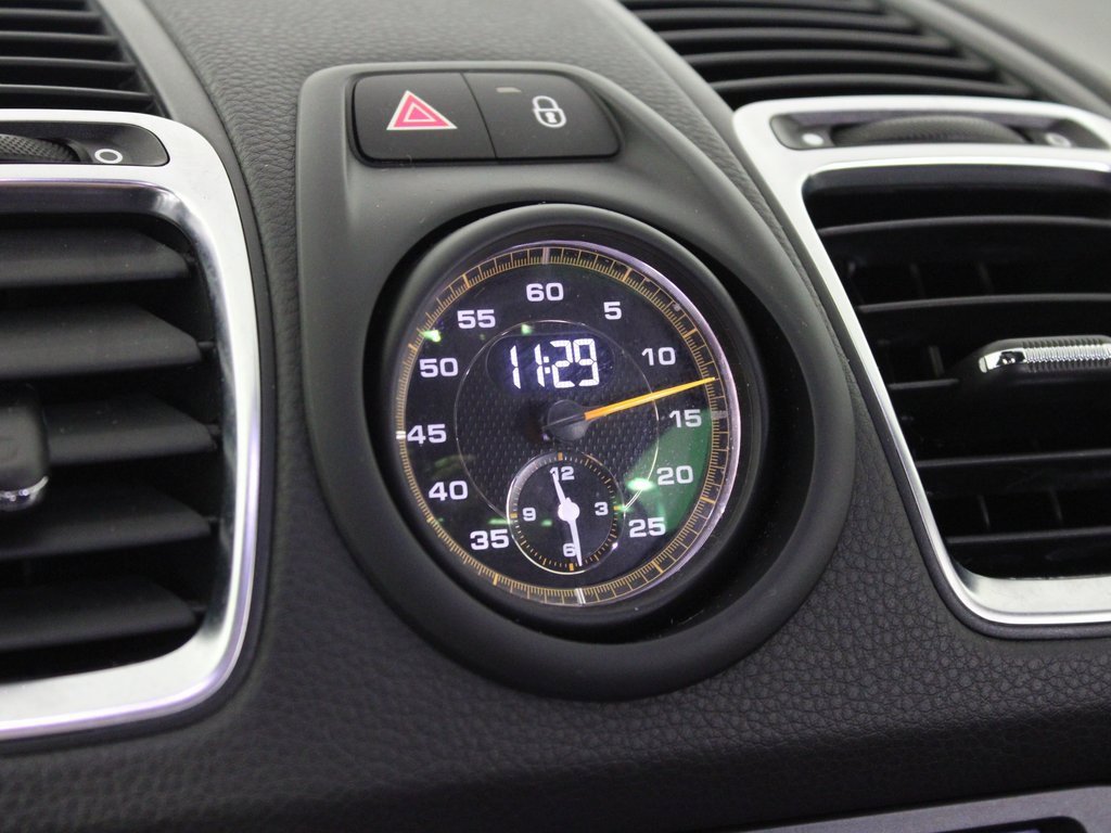 Used 2016 Porsche Cayman GT4 image 26