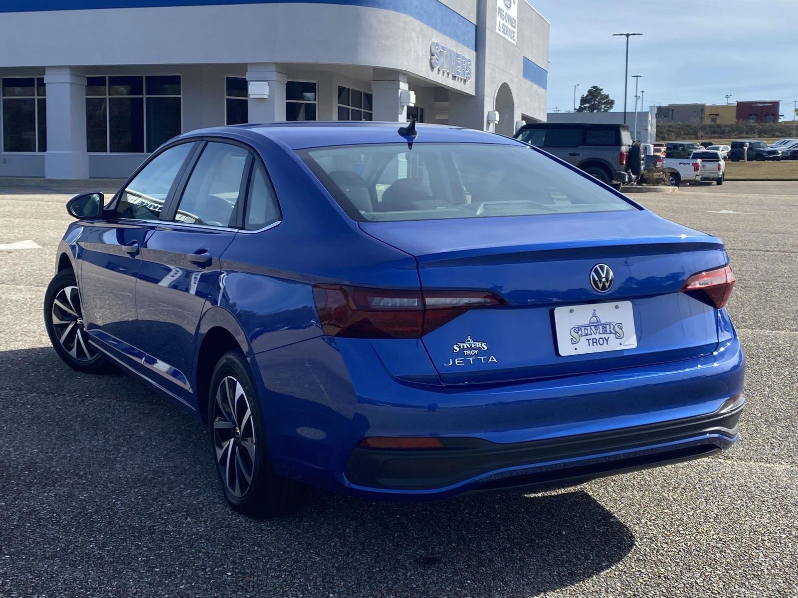 Used 2024 Volkswagen Jetta S image 5