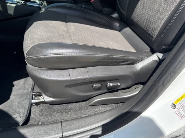 Used 2019 Buick Encore Preferred FWD image 19