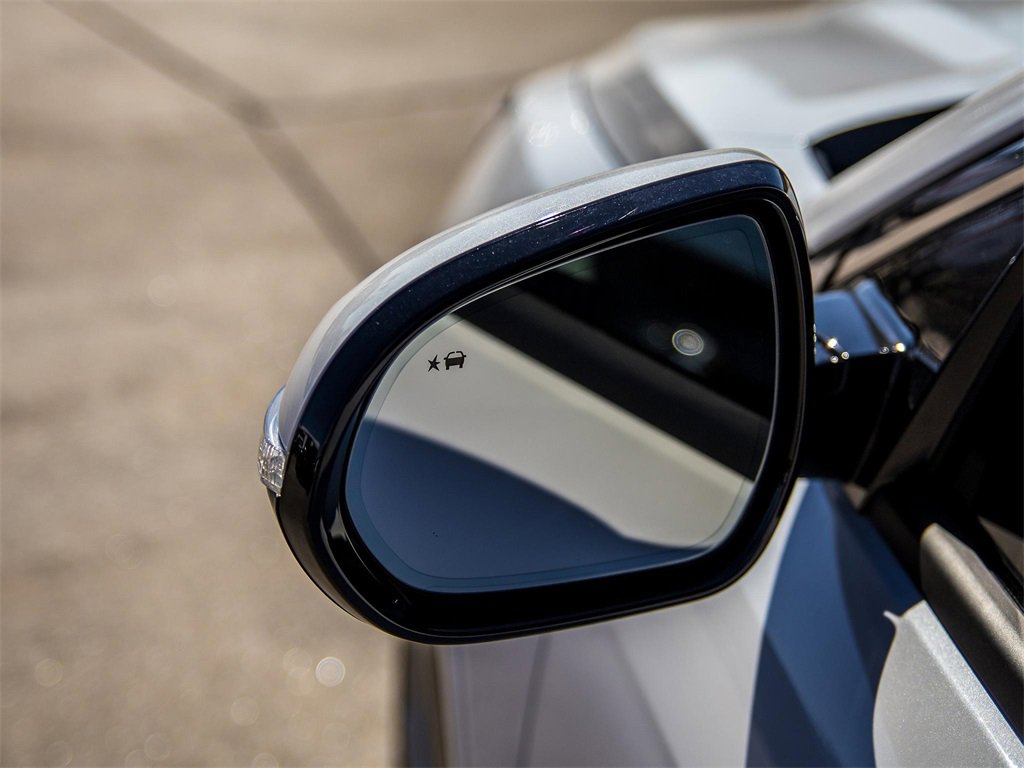 Certified 2025 Buick Envista Avenir image 26