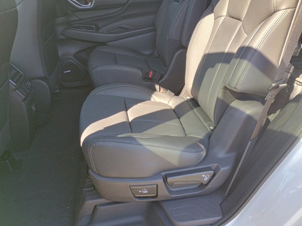 New 2026 Subaru Ascent Limited image 13