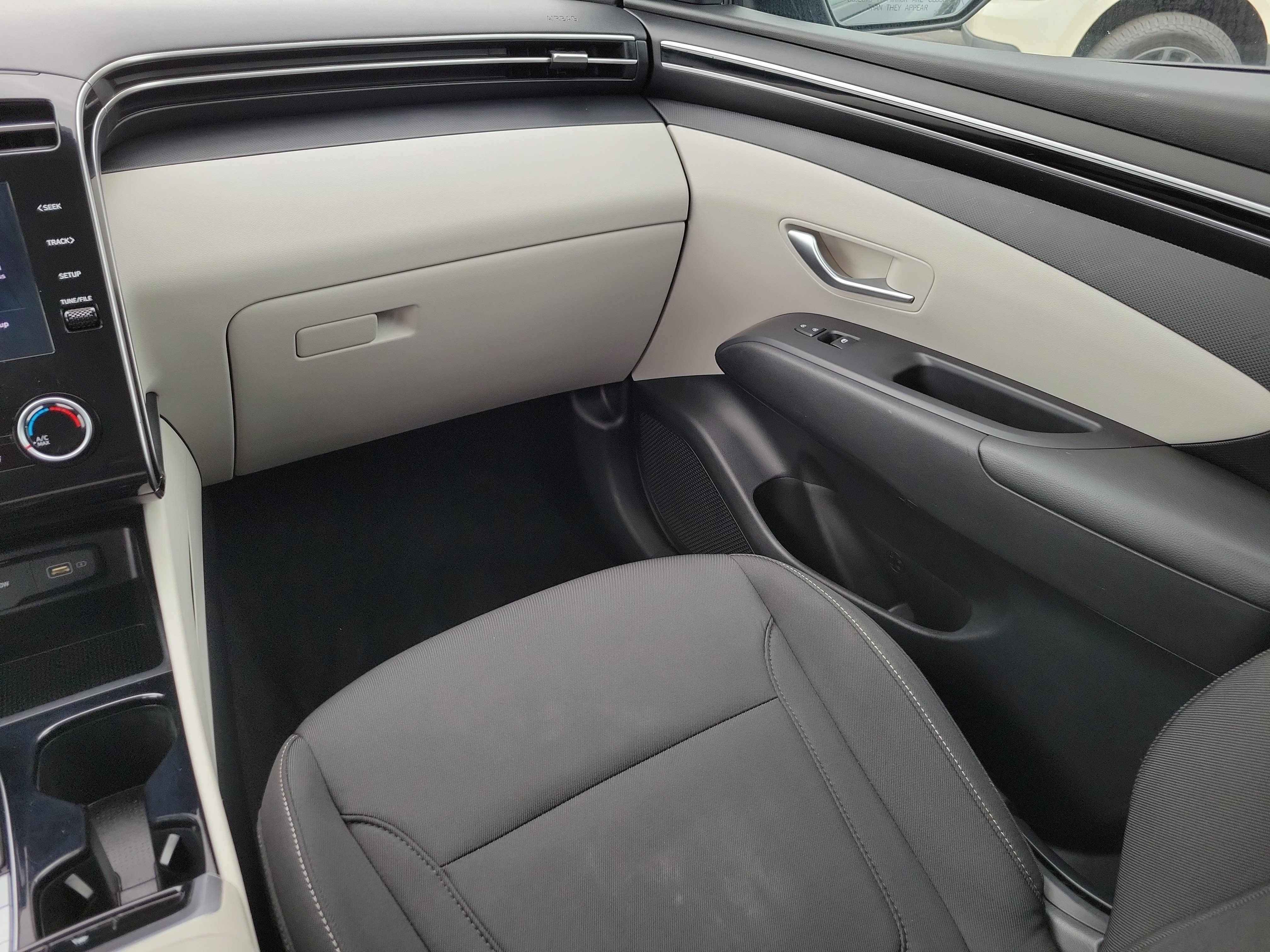 Used 2022 Hyundai Tucson SEL FWD image 23