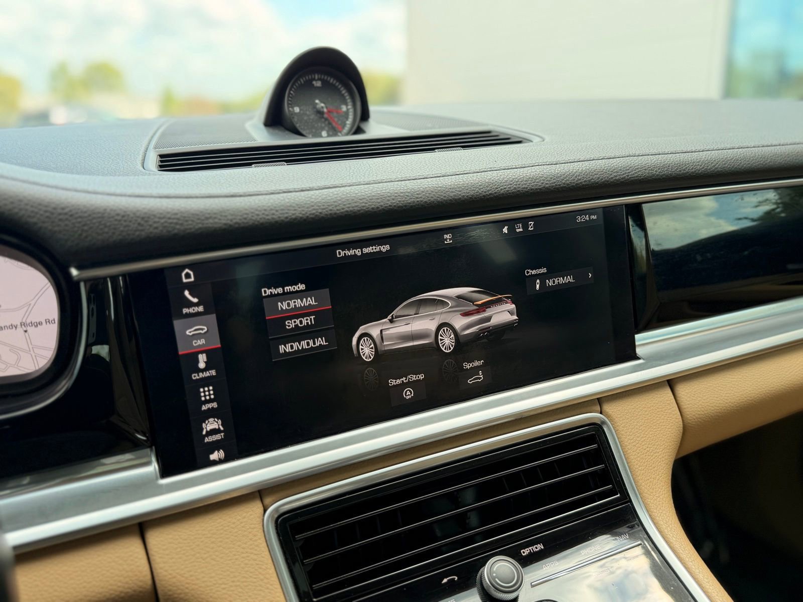 Used 2018 Porsche Panamera 4 image 51