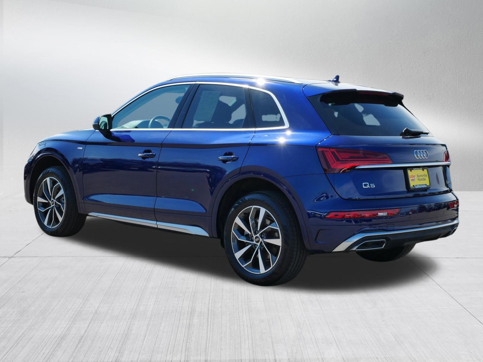 Used 2024 Audi Q5 2.0T Premium image 5
