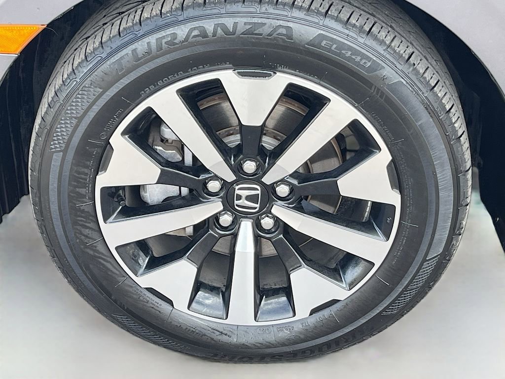 Used 2025 Honda Odyssey EX-L image 32