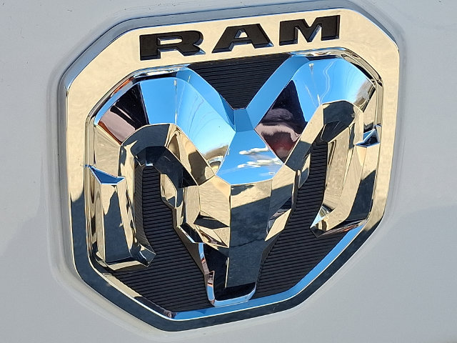 Used 2024 RAM 2500 Tradesman w/ Chrome Appearance Group AWD/4WD image 25