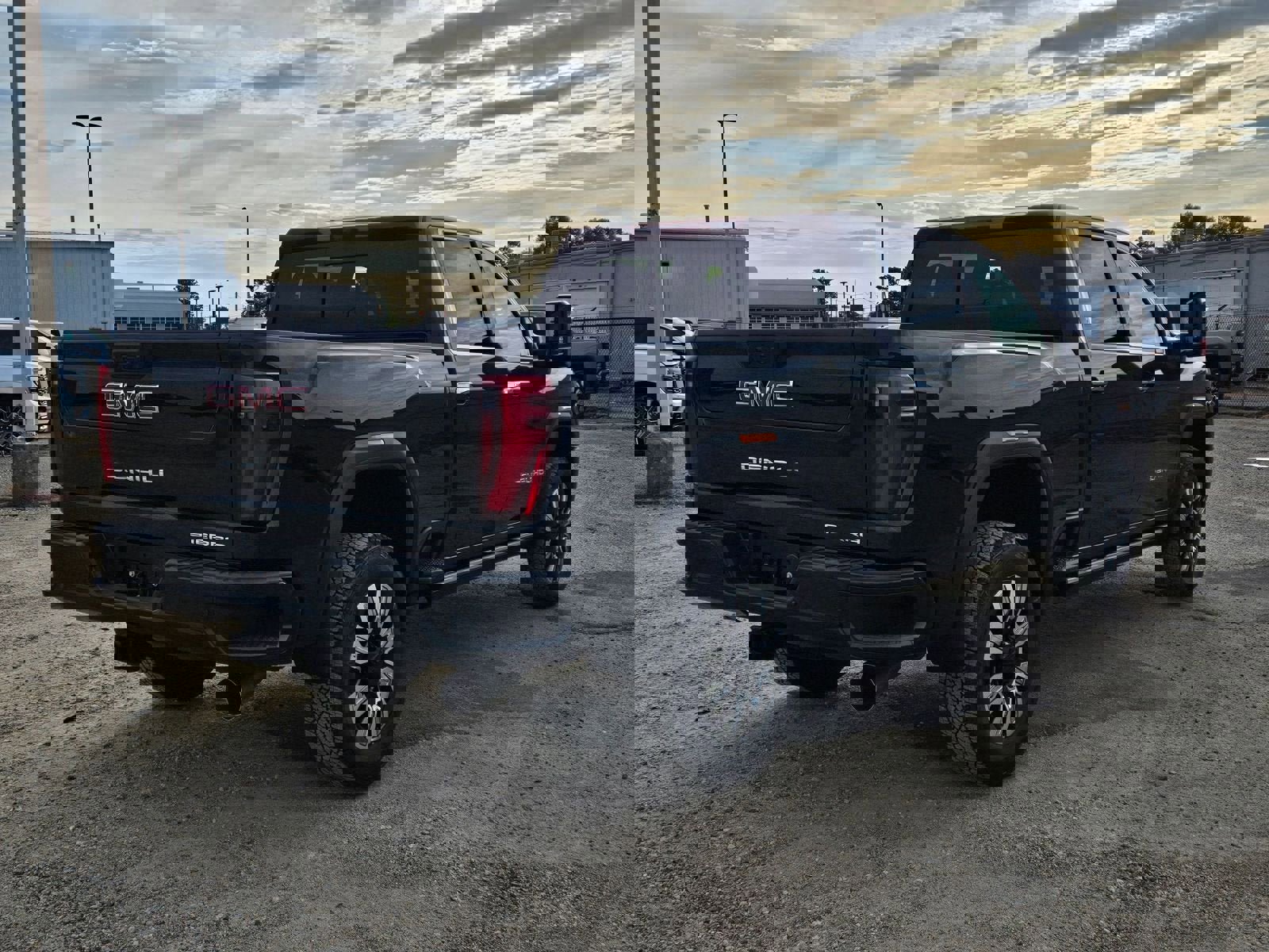 New 2026 GMC Sierra 2500 Denali w/ Denali Reserve Package image 7